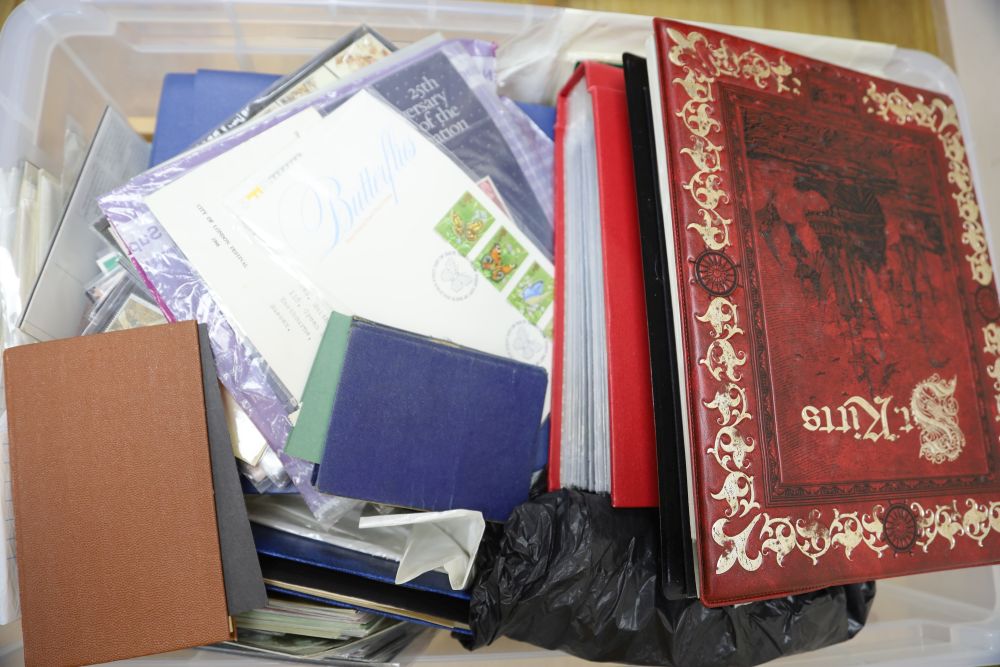 A large quantity of mixed stamps